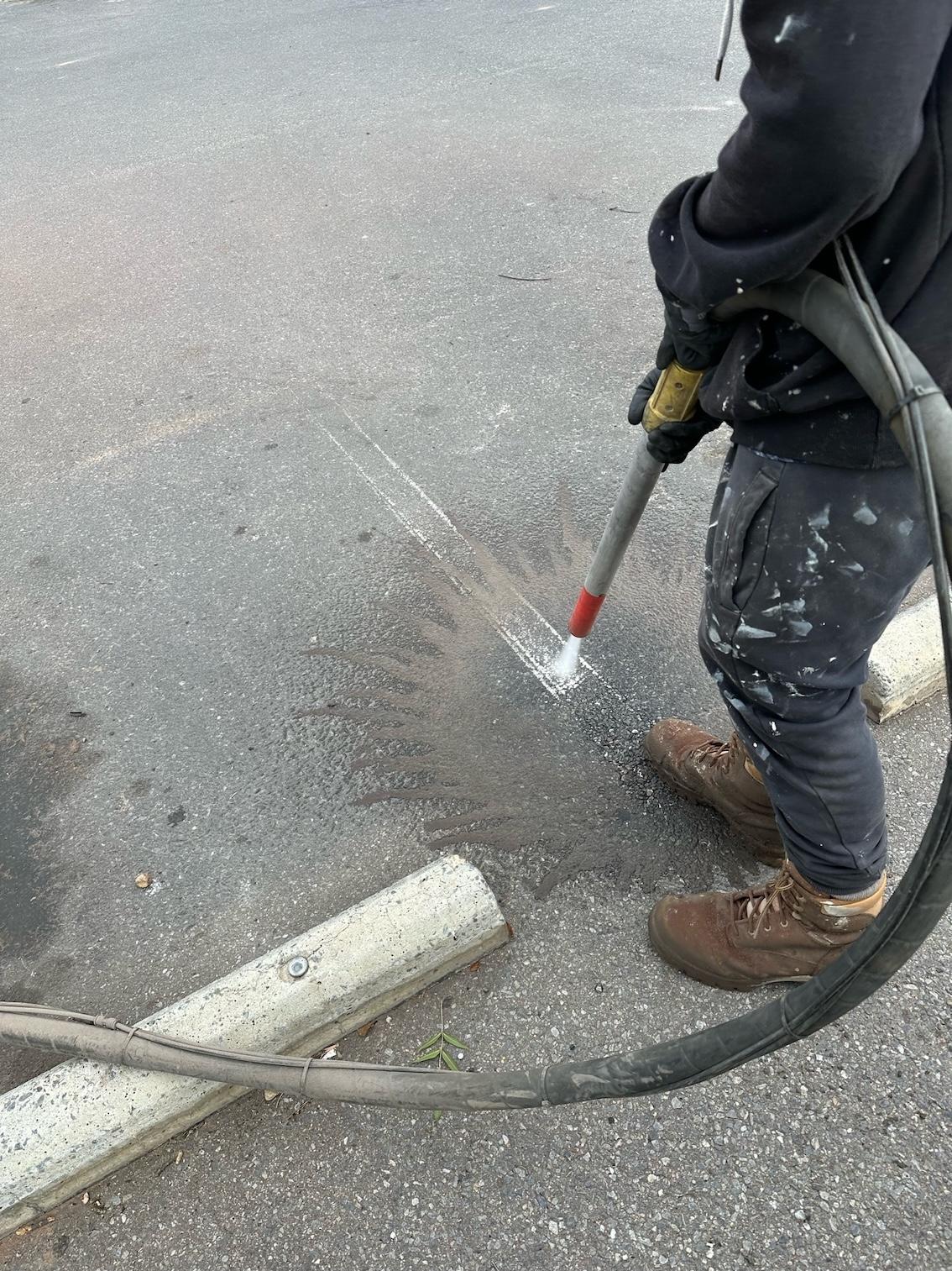 Gallery image 45 - /SA Regional Line Marking/Dustless Blasting/dustless_blasting_6897.jpeg