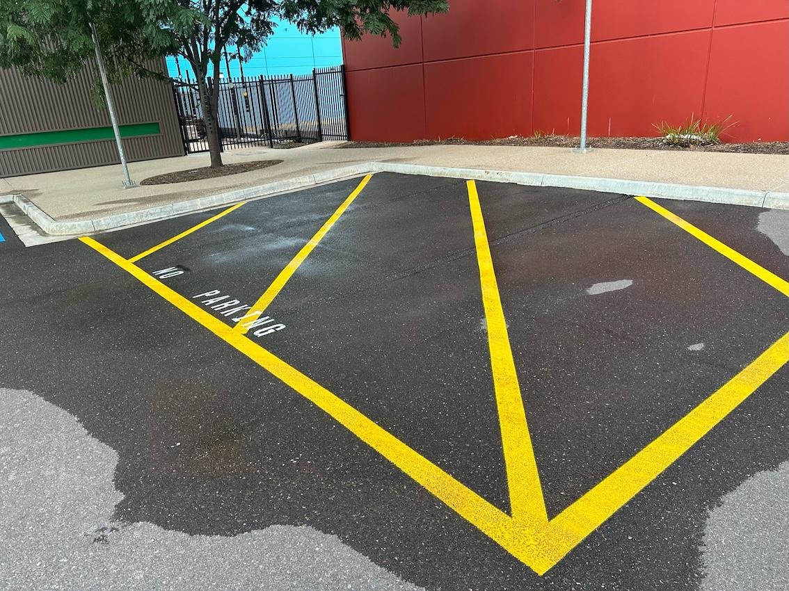 Gallery image 8 - /SA Regional Line Marking/Line Marking/line_marking_7486.jpeg