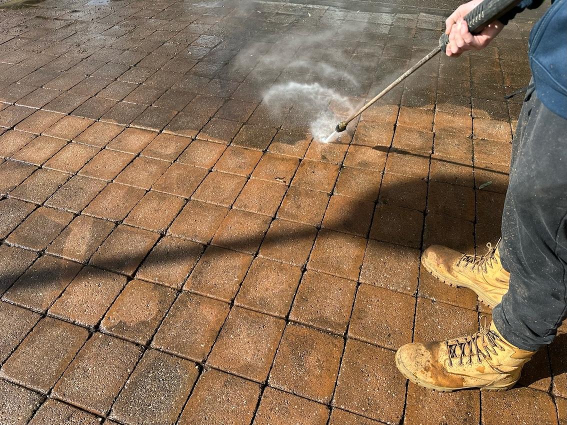Gallery image 53 - /SA Regional Line Marking/Pressure Washing/pressure_washing_4765.jpeg