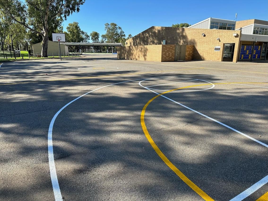 Gallery image 26 - /SA Regional Line Marking/Sporting Courts and Games/line_marking_4294.jpeg