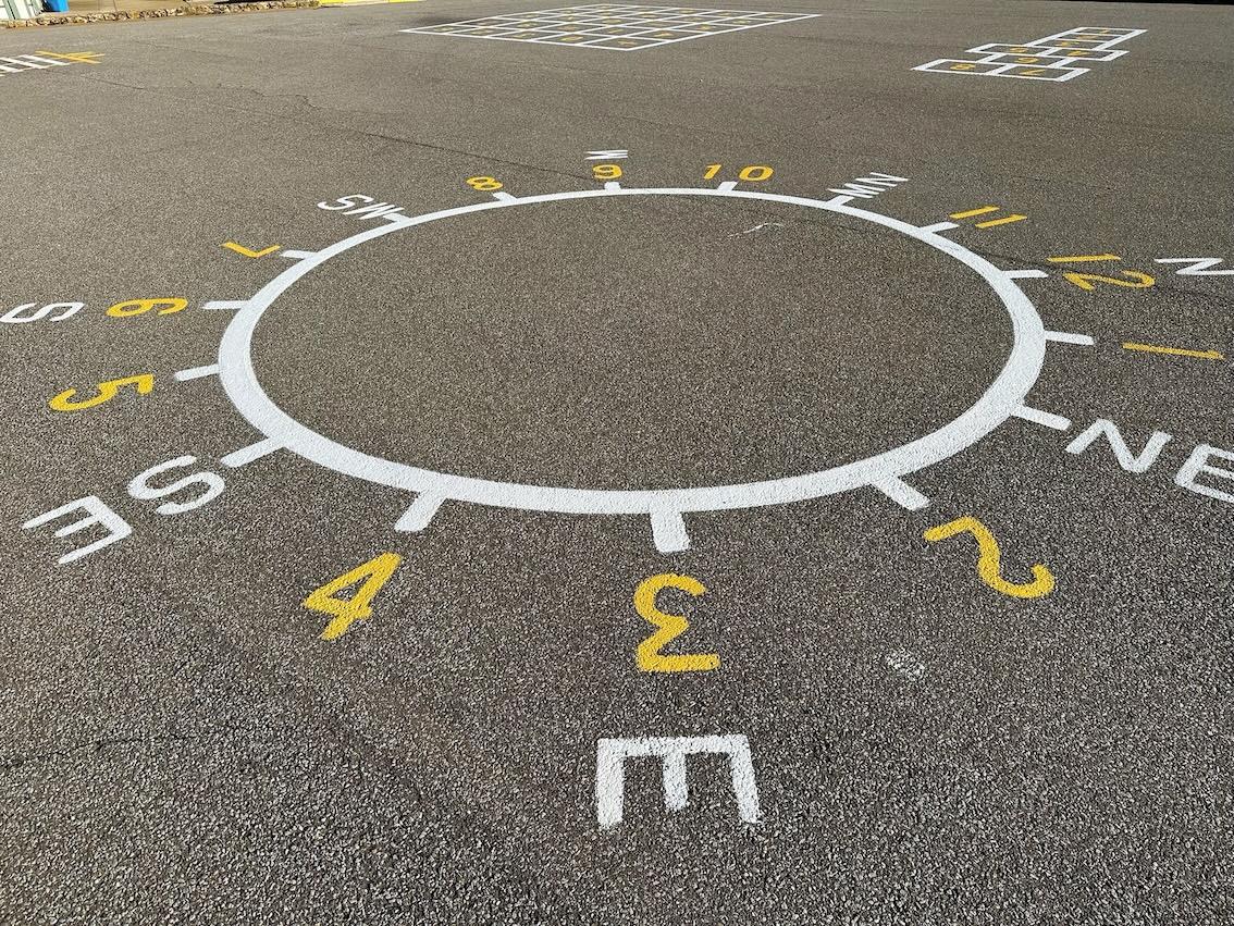 Gallery image 29 - /SA Regional Line Marking/Sporting Courts and Games/line_marking_5236.jpeg